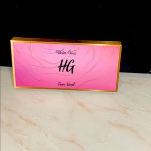 Violet voss HG fun sized “ palette “